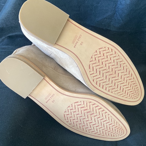 Cole Haan Rayna Women’s flat Ankle Boots Suede w18649 NWOT - Picture 10 of 13